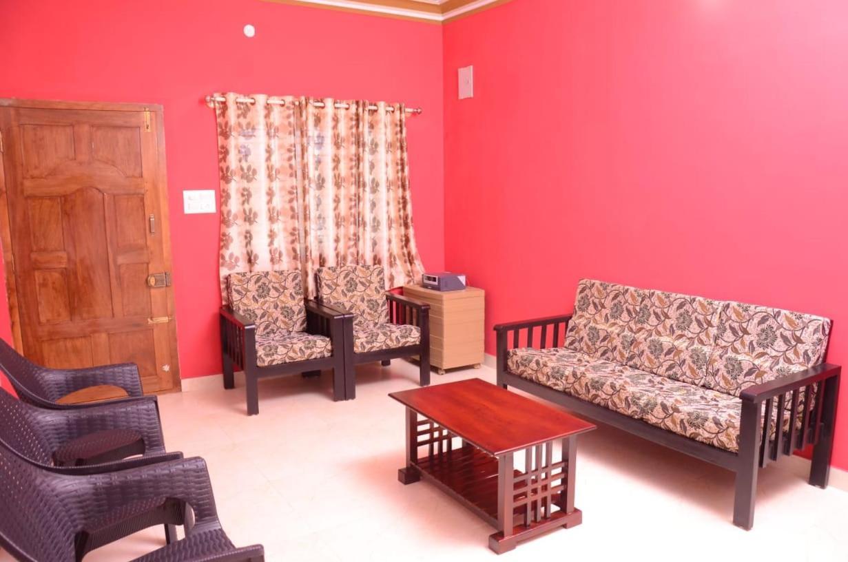 Coorg Girinivas Homestay 102 Madikeri Exteriér fotografie
